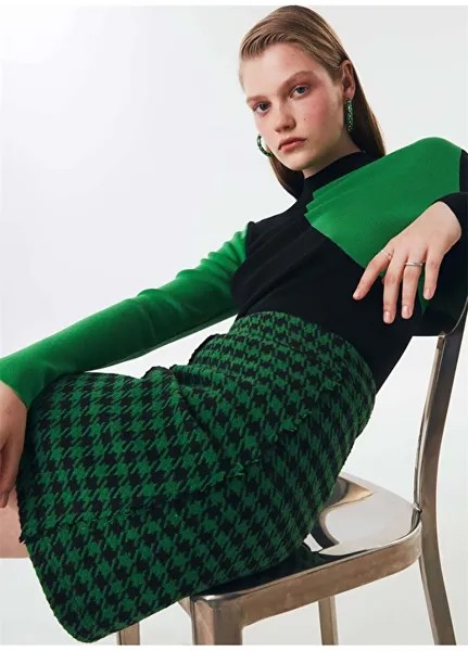 Мини-зеленая юбка со средней талией и узором Twist