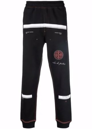 Stone Island спортивные брюки с надписью и логотипом Compass