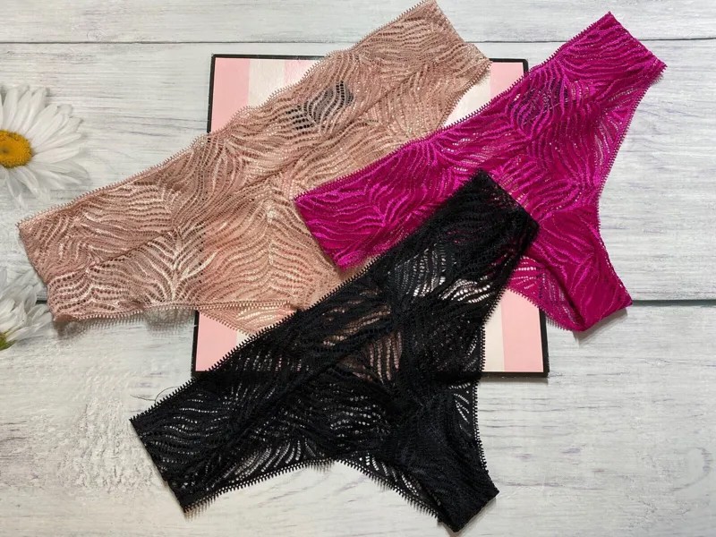 Новые дерзкие трусики Victorias Secret Tanga Zebra Lace Cutout за $24,50