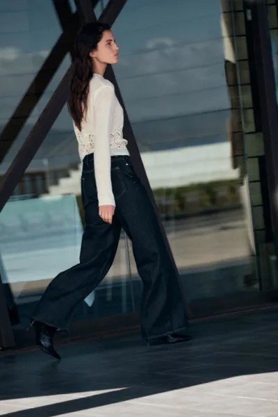 Вязаный свитер с кружевной деталью ZARA, экрю
