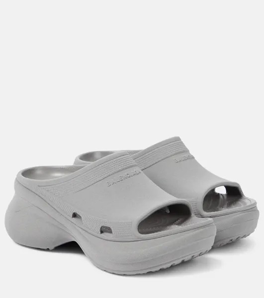 Шлепанцы для бассейна из коллаборации с Crocs Balenciaga, серебряный