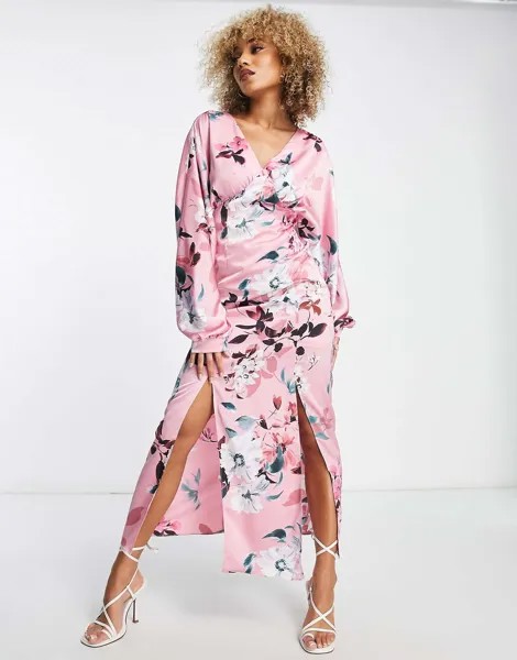 Ликерное атласное платье макси с рукавами-кимоно темно-розового цвета с цветочным принтом Liquorish