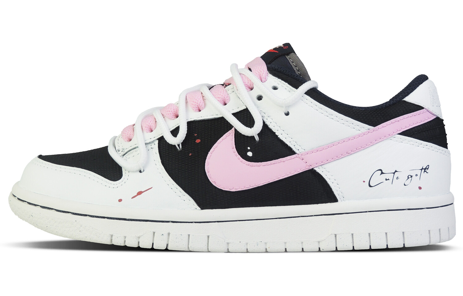 Кроссовки Nike Dunk Skateboarding Shoes Women's Low-top Black/powder, черный/розовый