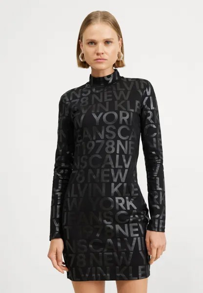 Платье из джерси ПЛАТЬЕ С ЛОГОТИПОМ С ДЛИННЫМ РУКАВОМ Calvin Klein Jeans, тон в тон