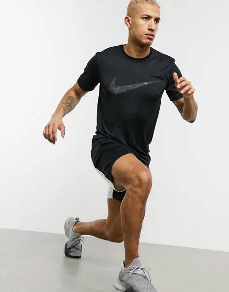 Черная футболка с камуфляжным логотипом-галочкой Nike Training-Черный