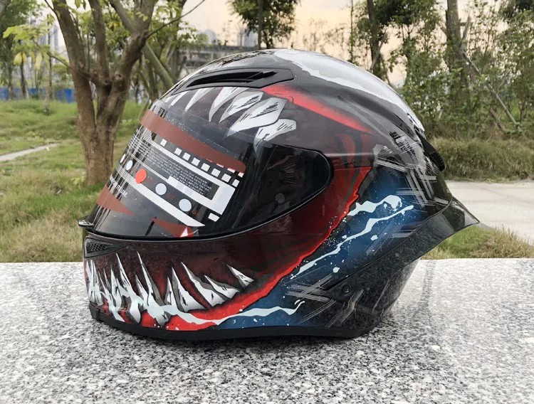 Новое поступление, шлем Venom на все лицо, мотоциклетный шлем с одним объективом, гоночный шлем с большим спойлером, золотой козырек, защитная шапка