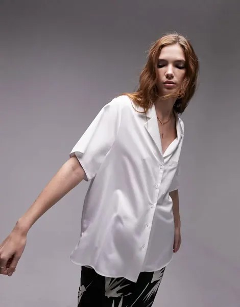 Атласная рубашка с короткими рукавами Topshop цвета слоновой кости