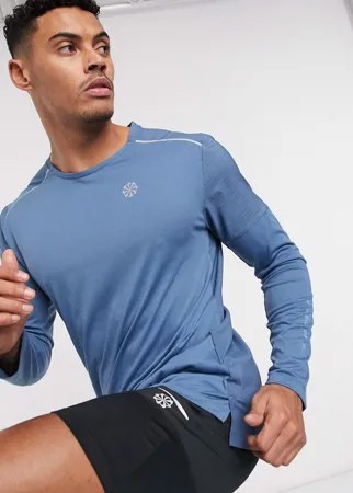 Серый лонгслив Nike Running Rise 365