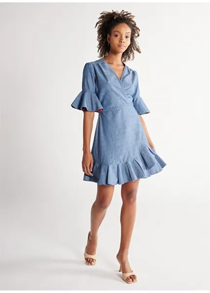 Голубое платье стандартного кроя с короткими рукавами и V-образным вырезом Wrangler
