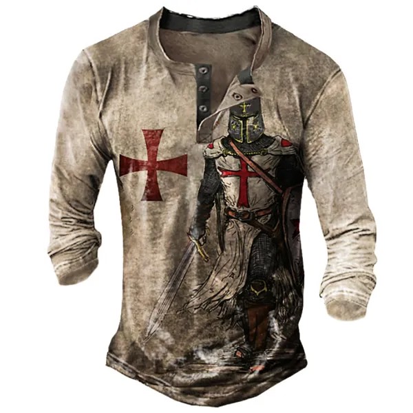 Мужская рубашка Henley с длинным рукавом Templar Cross на открытом воздухе
