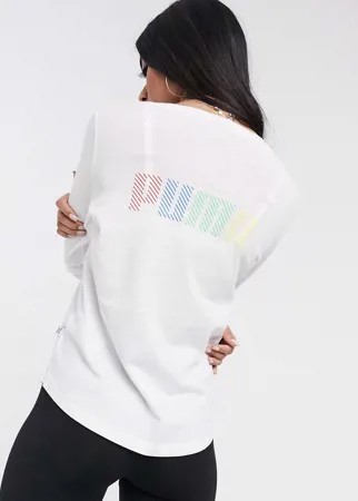 Белый лонгслив с разноцветным логотипом Puma