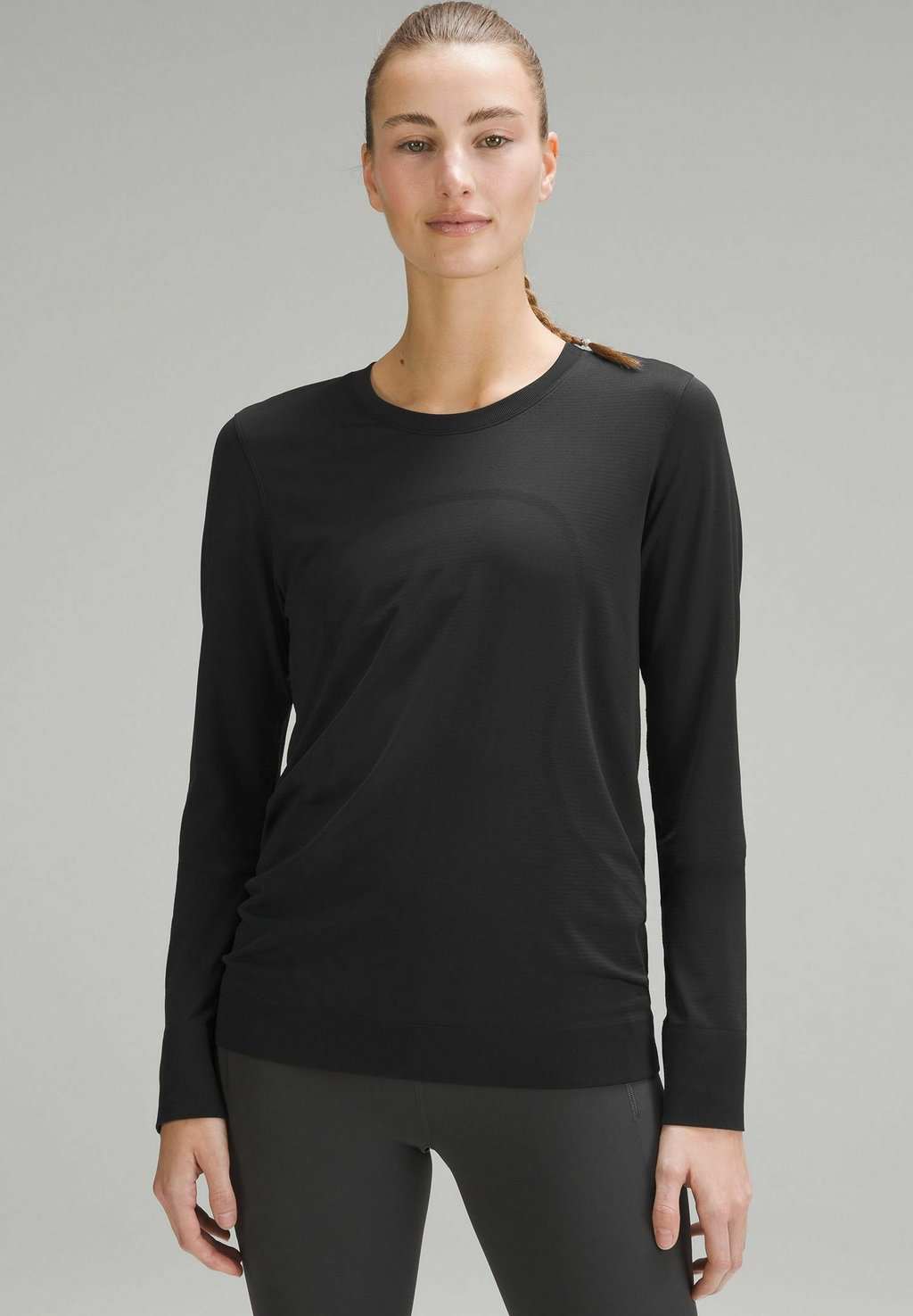 Футболка с длинными рукавами Swiftly Relaxed Long-Sleeve lululemon, цвет black black