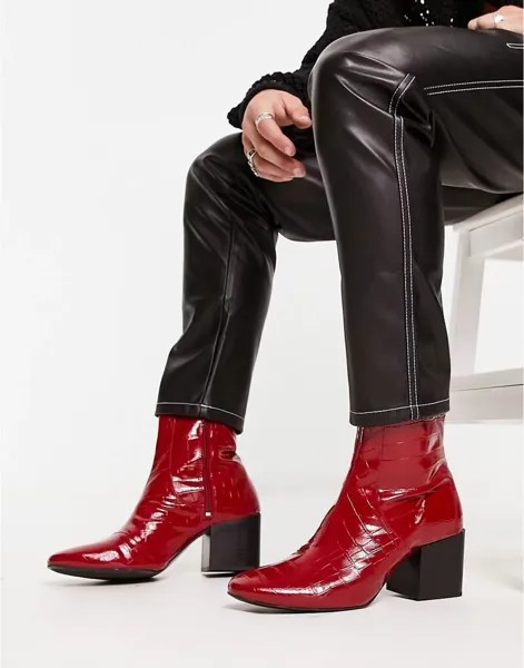 Красные ботинки челси из лакированной искусственной кожи ASOS со змеиной текстурой и каблуком