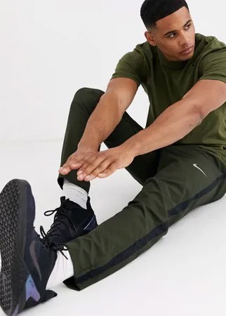 Джоггеры цвета хаки Nike Running-Зеленый