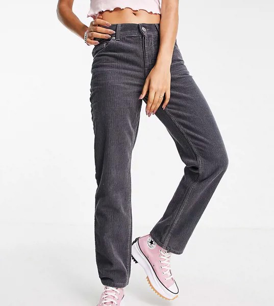 Прямые вельветовые джинсы гранитного цвета в рубчик в стиле 90-х с классической талией ASOS DESIGN Petite-Серый