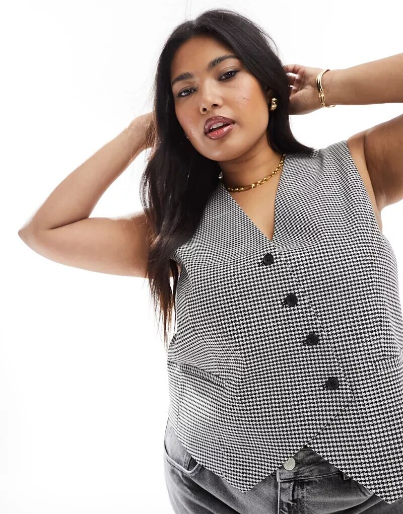 Асимметричный жилет в ломаную клетку ASOS Curve