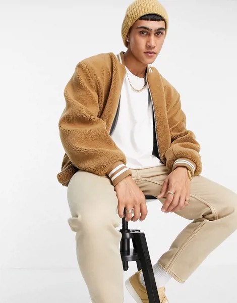 Oversized-бомбер коричневого цвета из искусственного меха ASOS DESIGN-Коричневый цвет