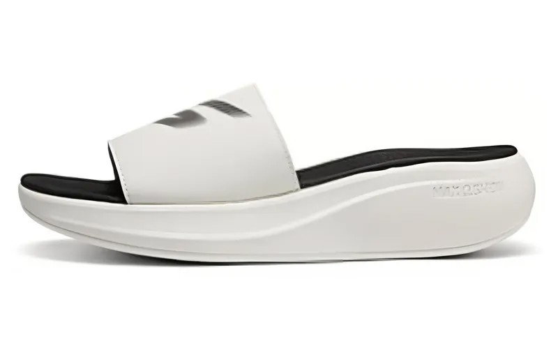 Шлепанцы мужские белые Skechers