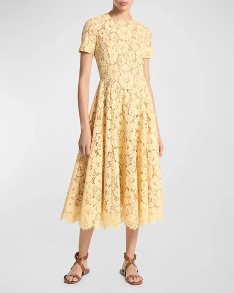 Расклешенное кружевное платье миди с цветочным принтом Michael Kors Collection, цвет Parchment