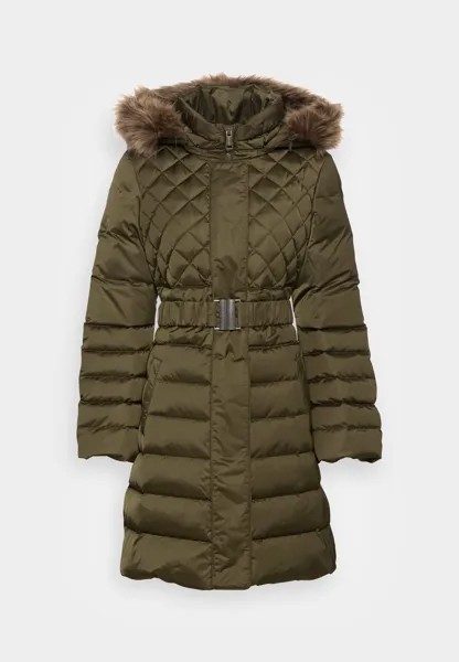 Пуховик  Guess, оливковый