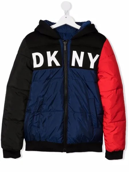 Dkny Kids пуховик в стиле колор-блок с логотипом