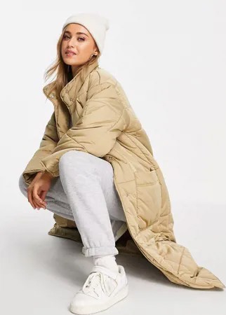 Удлиненный стеганый пуховик бежевого цвета ASOS DESIGN-Светло-бежевый цвет
