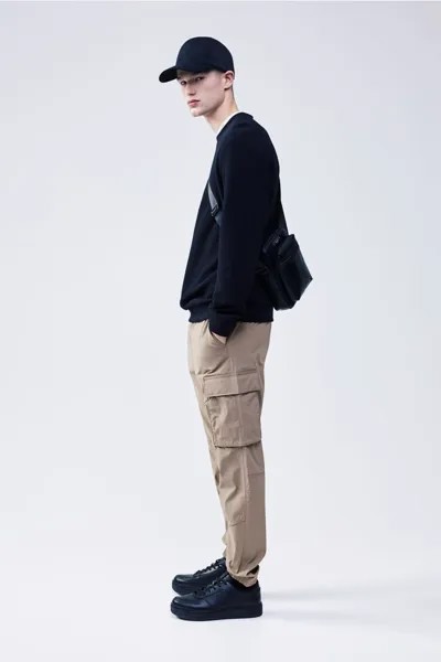 Спортивные брюки-карго из нейлона облегающего кроя H&M, бежевый