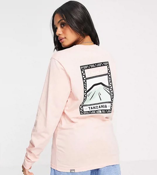 Розовый лонгслив с розовым принтом The North Face Faces – эксклюзивно для ASOS-Розовый цвет