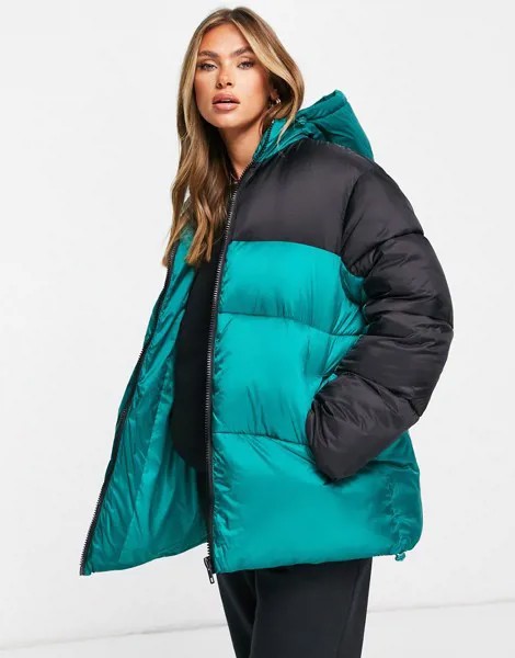 Зеленая дутая куртка в стиле колор блок ASOS DESIGN-Голубой