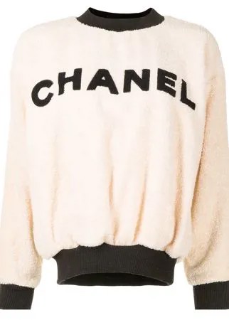 Chanel Pre-Owned фактурный джемпер с нашивкой-логотипом