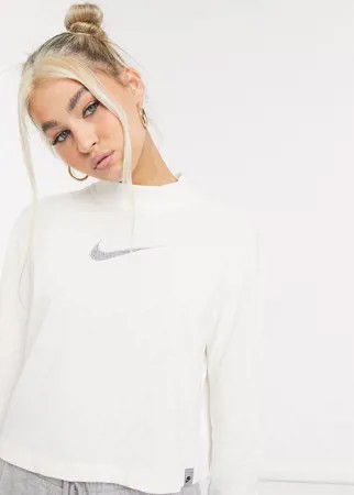 Белый укороченный лонгслив с высоким воротником Nike