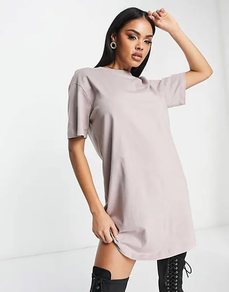 Серо-коричневое платье-футболка мини с галочкой Nike Essential