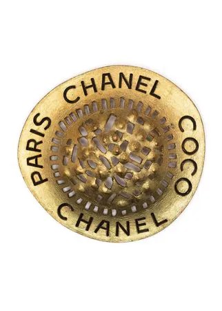 Chanel Pre-Owned брошь 1994-го года с логотипом