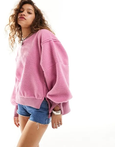 Уютный розовый флисовый свитер оверсайз Free People