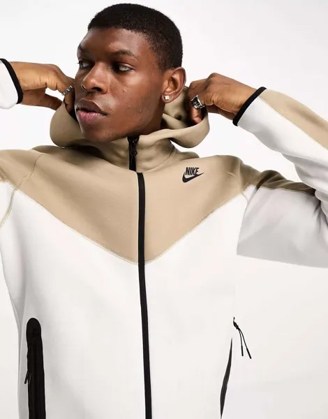 Зимняя худи Nike Tech Fleece белого и хаки