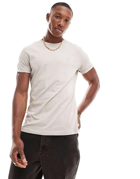 Bershka – серо-бежевая футболка с закатанными рукавами
