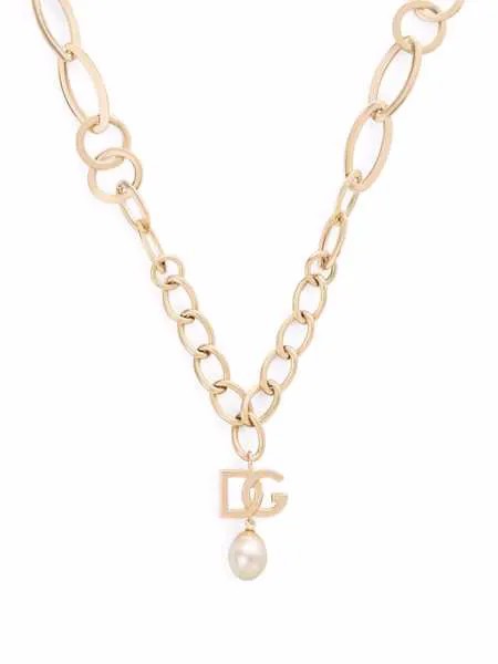 Dolce & Gabbana колье из желтого золота с подвеской DG