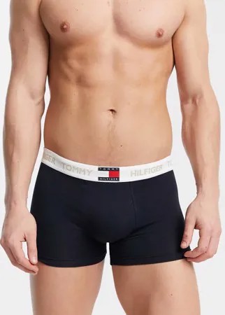 Темно-синие боксеры-брифы с золотистым логотипом на поясе Tommy Hilfiger-Темно-синий