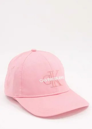 Розовая кепка с логотипом 
