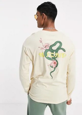 Бежевый oversized-лонгслив с рисунком змеи и надписью на японском на спинке Jack & Jones Originals-Светло-бежевый цвет
