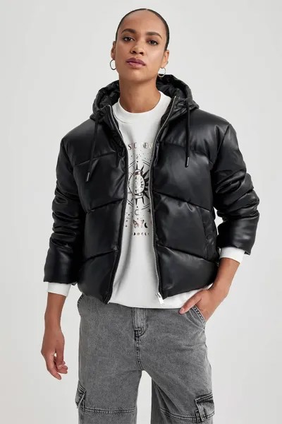 Зимняя куртка из экокожи с капюшоном Defacto, черный