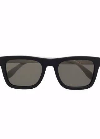 Alexander McQueen солнцезащитные очки Selvedge Flat Top в D-образной оправе