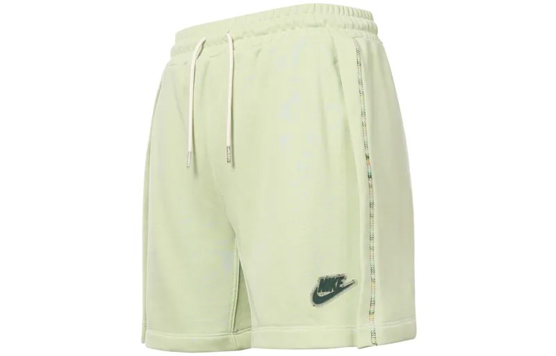Повседневные шорты женские зеленые Nike