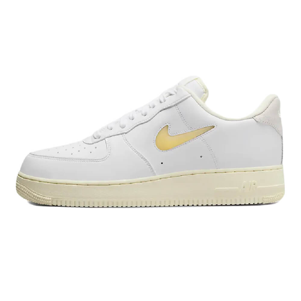 Кроссовки Nike Air Force 1 '07 LX, белый/желтый