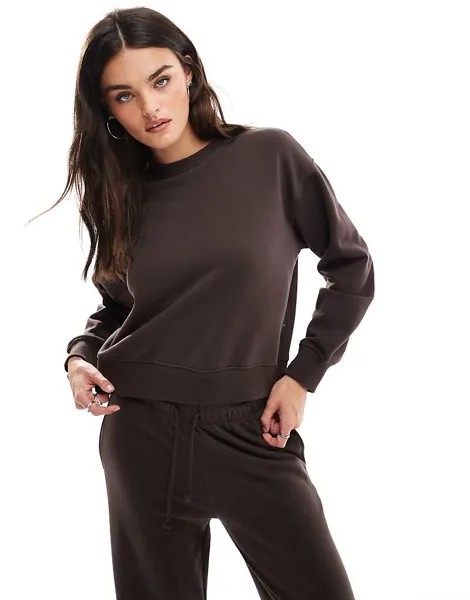 Stradivarius – Свитер с круглым вырезом шоколадного цвета, часть комплекта