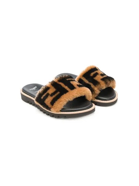 Fendi Kids шлепанцы с узором 'FF'