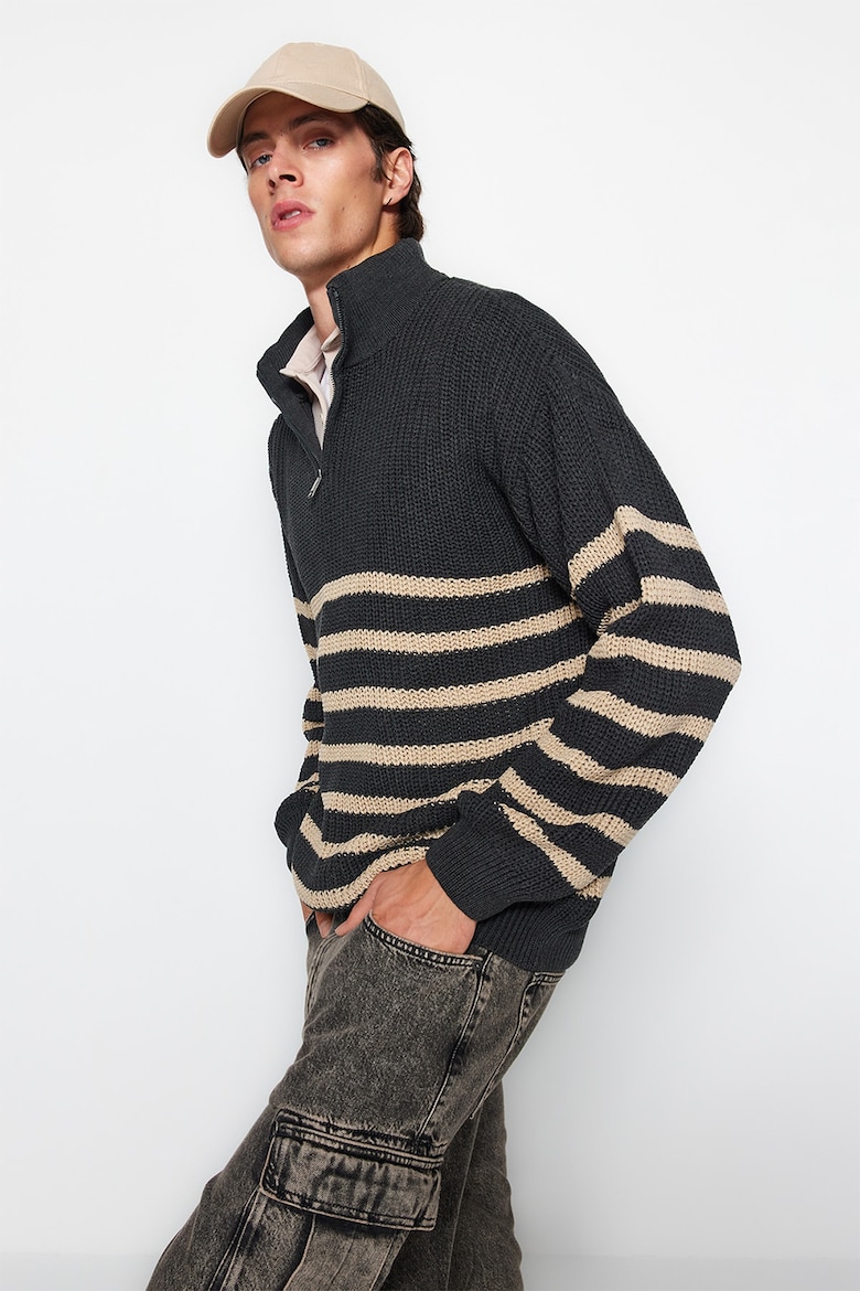 Полосатый короткий свитер на молнии Trendyol, бежевый
