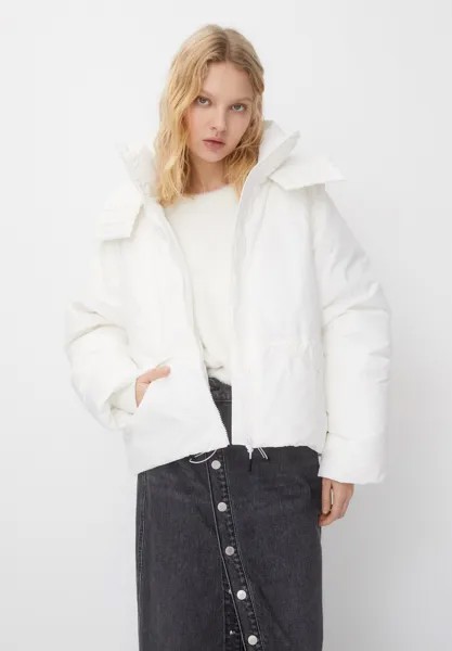 Зимняя куртка Puffer PULL&BEAR, белый