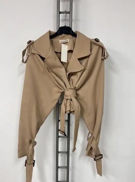 Двубортный пиджак с поясом, коричневый