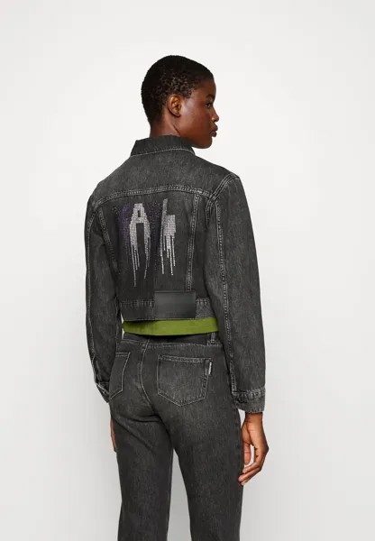 Джинсовая куртка KARL LAGERFELD EMBELLISHED LOGO, цвет dark grey denim